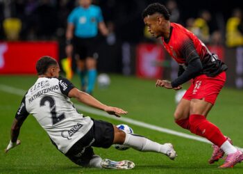 Lance do jogo entre Corinthians e Athletico-PR pela Copa do Brasil