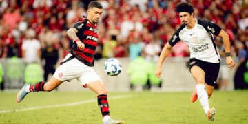 Partida do primeiro turno entre Corinthians x Flamengo