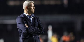 Hernán Crespo segue focado em encontrar soluções no São Paulo