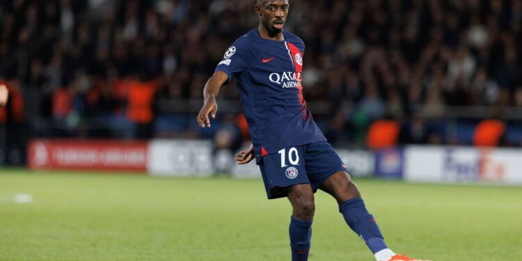 Como Dembelé deu errado no Barcelona e tão certo no PSG