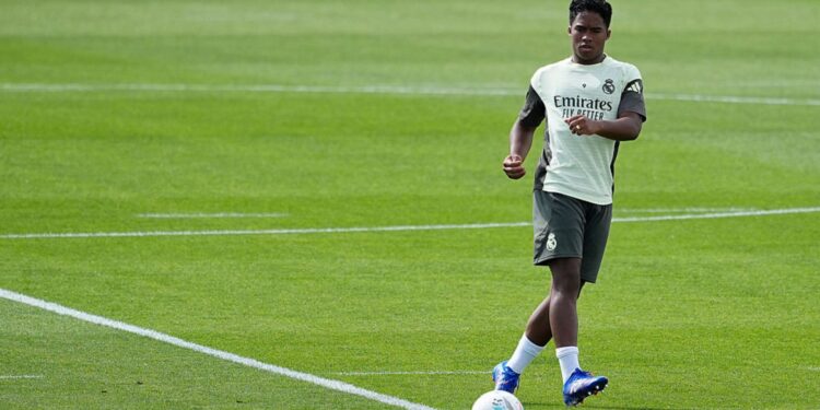 Endirkc durante treino do Real Madrid
