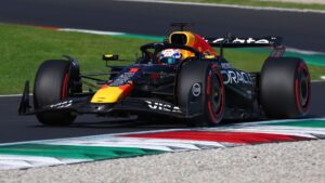 F1: Max Verstappen é pole no GP de Monza.