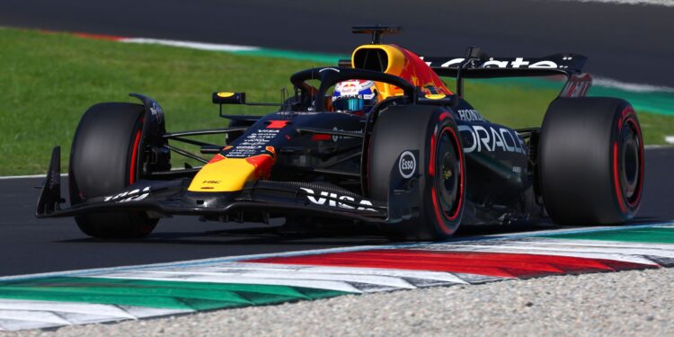 F1: Max Verstappen é pole no GP de Monza.