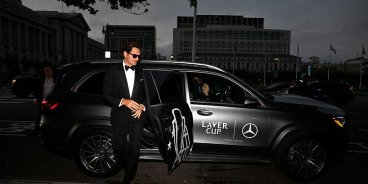 Federer chegando na Noite de Gala da Laver Cup