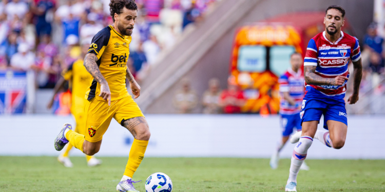 Fortaleza derrota Sport no Brasileirão.