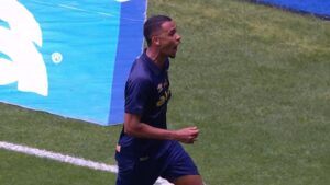 Grêmio x Vitória no Brasileirão 2025.