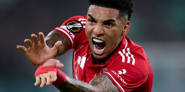 Igor Jesus no Nottingham Forest.