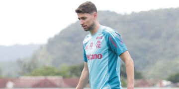 Jorginho em treino do Flamengo