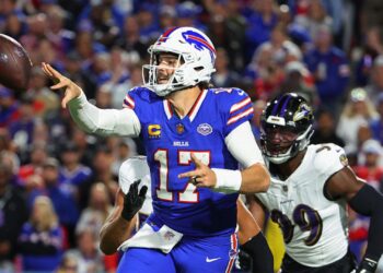 Josh Allen em jogo contra os Ravens na NFL