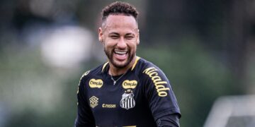 Neymar tem contrato com o Santos até o final do ano