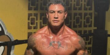 Popó fala sobre caos pós-luta com Wanderlei Silva.