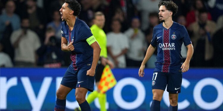 Marquinhos e Vitinha comemorando gol do PSG