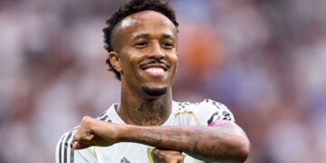 Militão comemora gol do Real Madrid contra o Espanyol