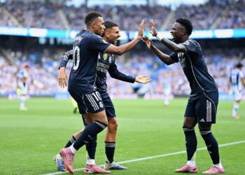 Jogadores do Real Madrid comemorando gol