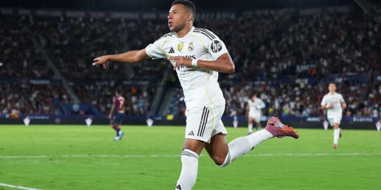 Mbappé comemorando gol do Real Madrid