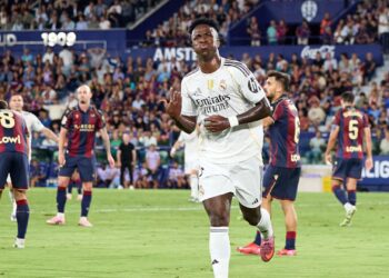 Vini Jr. comemorando gol do Real Madrid contra o Levante