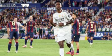 Vini Jr. comemorando gol do Real Madrid contra o Levante