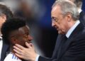 Real Madrid: Vini Jr. e Florentino Pérez, se cumprimentando