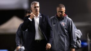 São Paulo: Crespo faz promessa à torcida sobre a Libertadores.