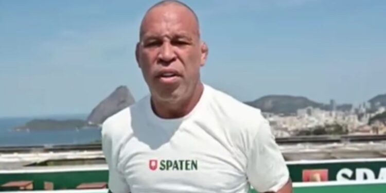 Wanderlei Silva ainda se recupera do nocaute que sofreu