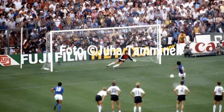 A primeira disputa de pênaltis da Copa do Mundo e sua tensão épica