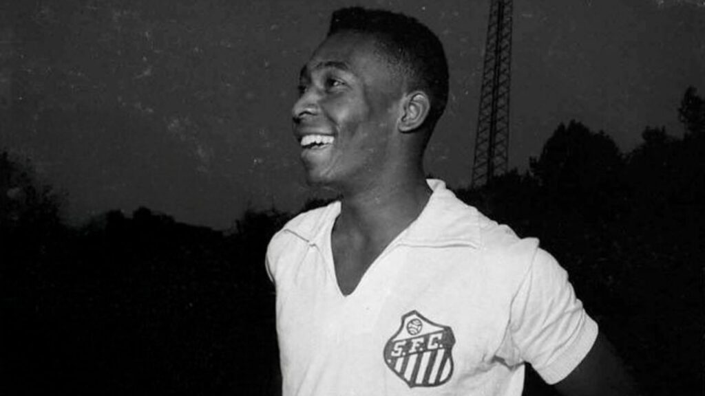 E se Pelé jogasse hoje? IA revela quanto ele ganharia no futebol moderno