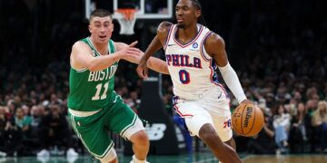 Lance da partida entre 76ers e Celtics