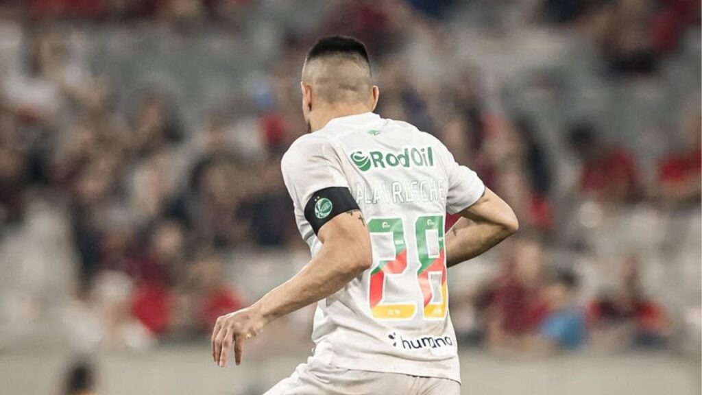 A trajetória de superação de um sobrevivente do futebol