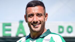 A trajetória de superação de um sobrevivente do futebol