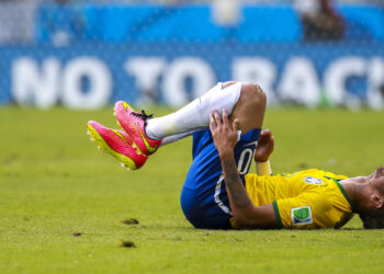 Os detalhes da lesão que quase deixou Neymar de cadeira de rodas