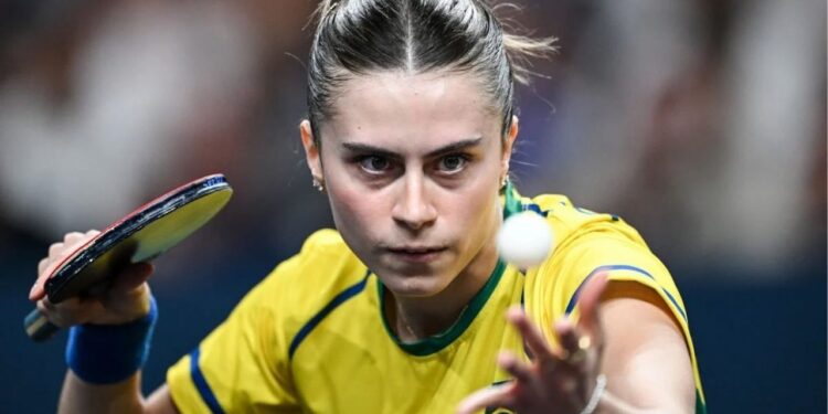 Bruna Takahashi e sua trajetória de sucesso no tênis de mesa