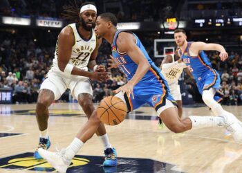 Lance da partida entre Indiana Pacers e Oklahoma City Thunder