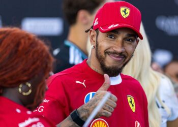 Lewis Hamilton se tornou o primeiro piloto a ultrapassar a marca dos cinco mil pontos na F1