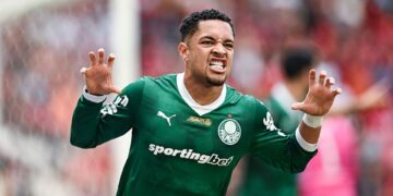Vitor Roque é o artilheiro do segundo turno do Campeonato Brasileiro
