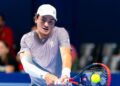 João Fonseca estreou com vitória no ATP 500 da Basileia, na Suíça, sobre o francês Giovanni Mpetshi Perricard
