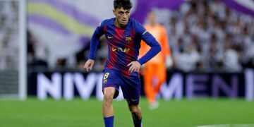 Pedri sofre lesão muscular e desfalca o Barcelona
