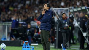 Abel Ferreira lamenta derrota, mas acredita em virada do Palmeiras