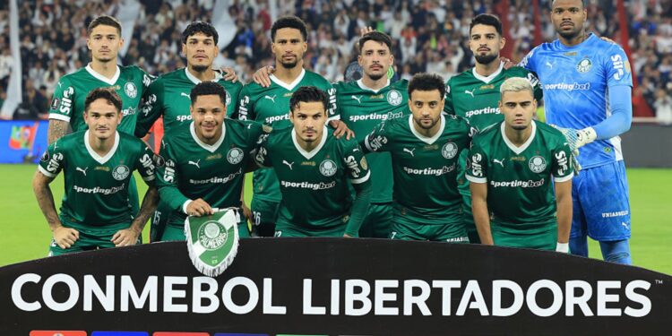 Palmeiras marcou 26 gols nos últimos oito jogos em casa