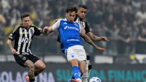 Há quatro rodadas sem vencer, chances de título do Cruzeiro despencam