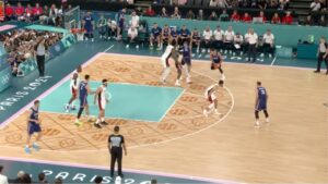 A virada dos EUA sobre a Sérvia que parou o basquete em Paris