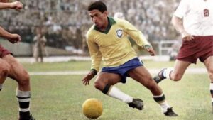 Garrincha e seu legado de talento, alegria e paixão pelo futebol