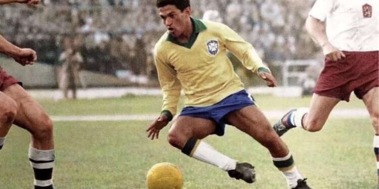 Garrincha e seu legado de talento, alegria e paixão pelo futebol