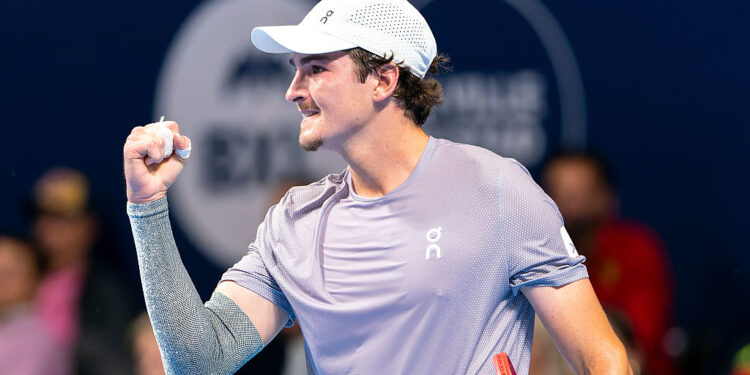 João Fonseca sobe quatro posições no ranking da ATP