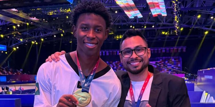 Henrique Marques faz história vence campeonato mundial de taekwondo
