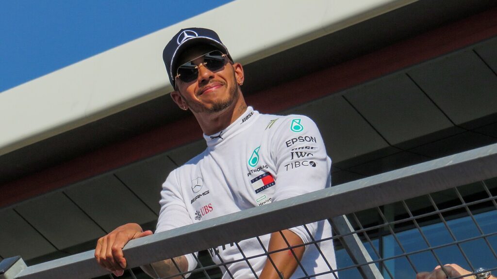 O curioso caso de Lewis Hamilton com Rihanna