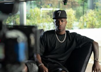 Documentário da Netflix revela a força e a verdade por trás de Vinicius Jr