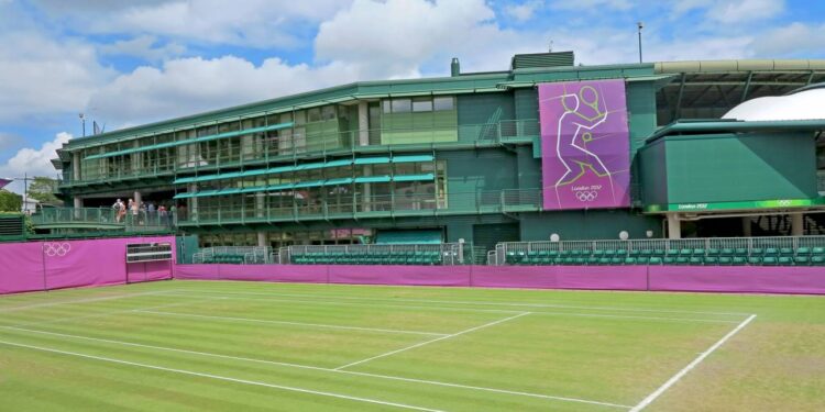 Quadra de tênis de Wimbledon -Créditos: depositphotos.com / quackersnaps