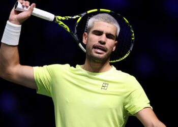 Alcaraz em ação no Masters 1000 de Paris