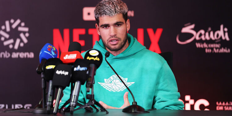 Carlos Alcaraz durante entrevista