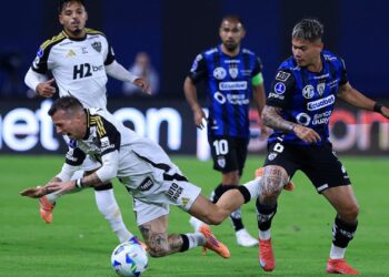 Lance da partida entre Independiente del Valle e Atlético-MG
